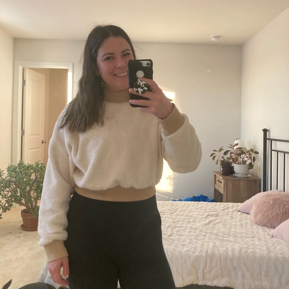 Fabletics Cropped Sherpa Pull-Over - Picture 1 of 4